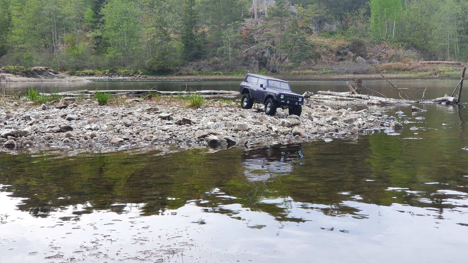 Redcat Gen 8 v2 Scout II on a rocky island